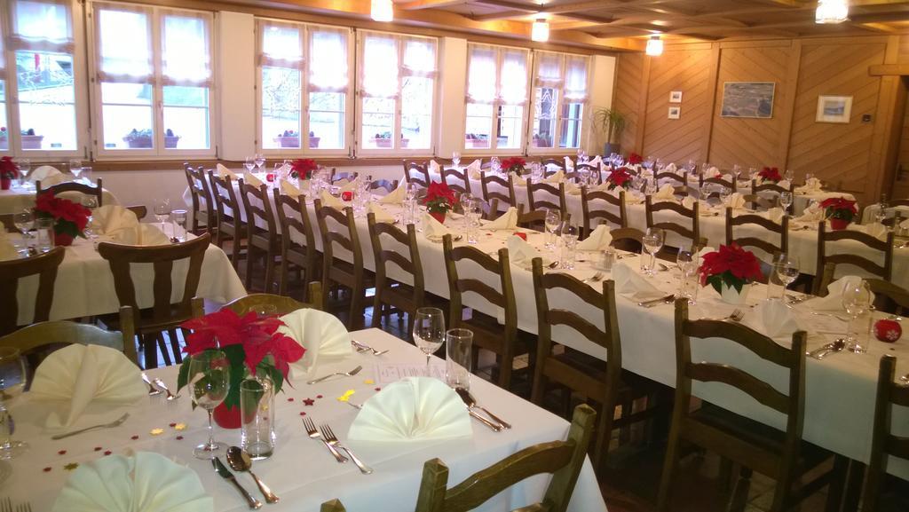 Gasthaus Zum Ochsen Neuhaus Dış mekan fotoğraf