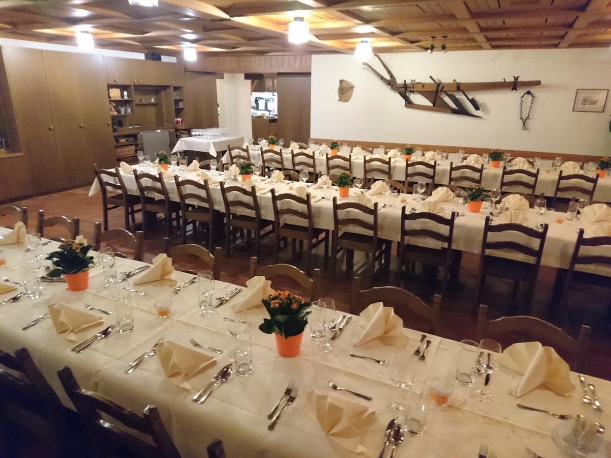 Gasthaus Zum Ochsen Neuhaus Dış mekan fotoğraf